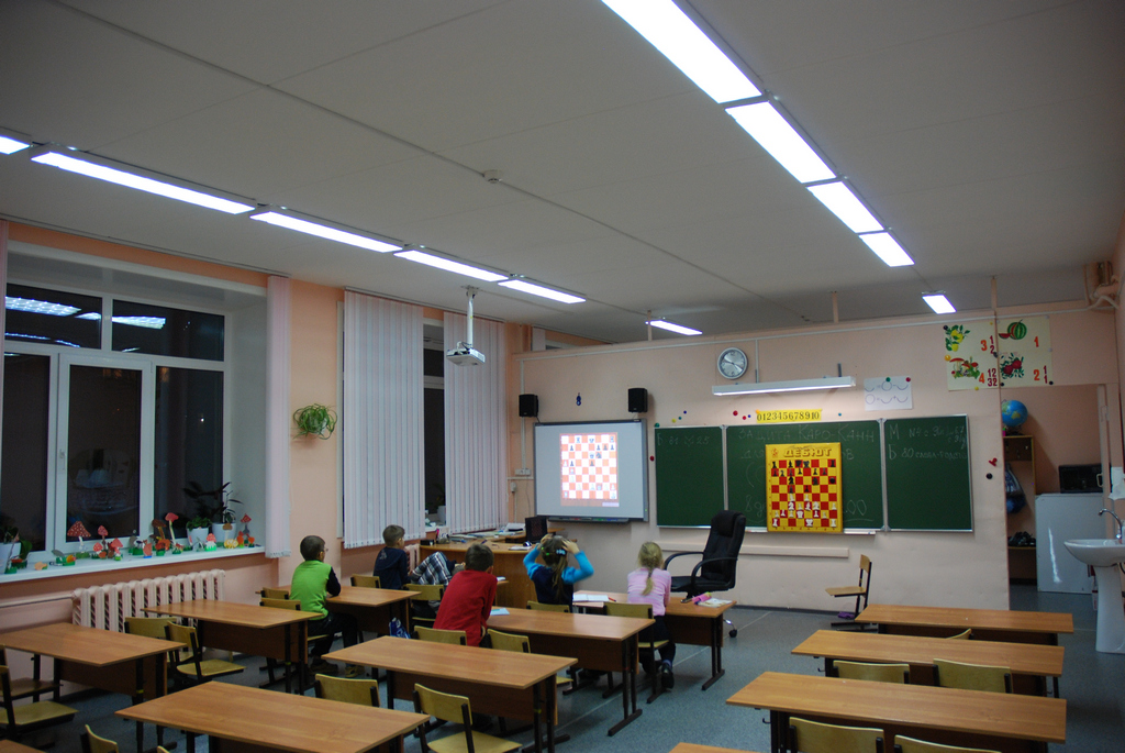 Светодиодные светильники LEDEL для школы